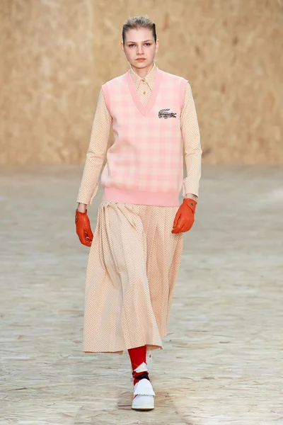 Look 24